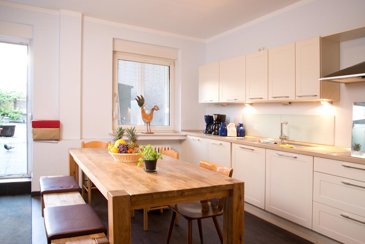 Barcelona Bed & Breakfast Дюселдорф Екстериор снимка